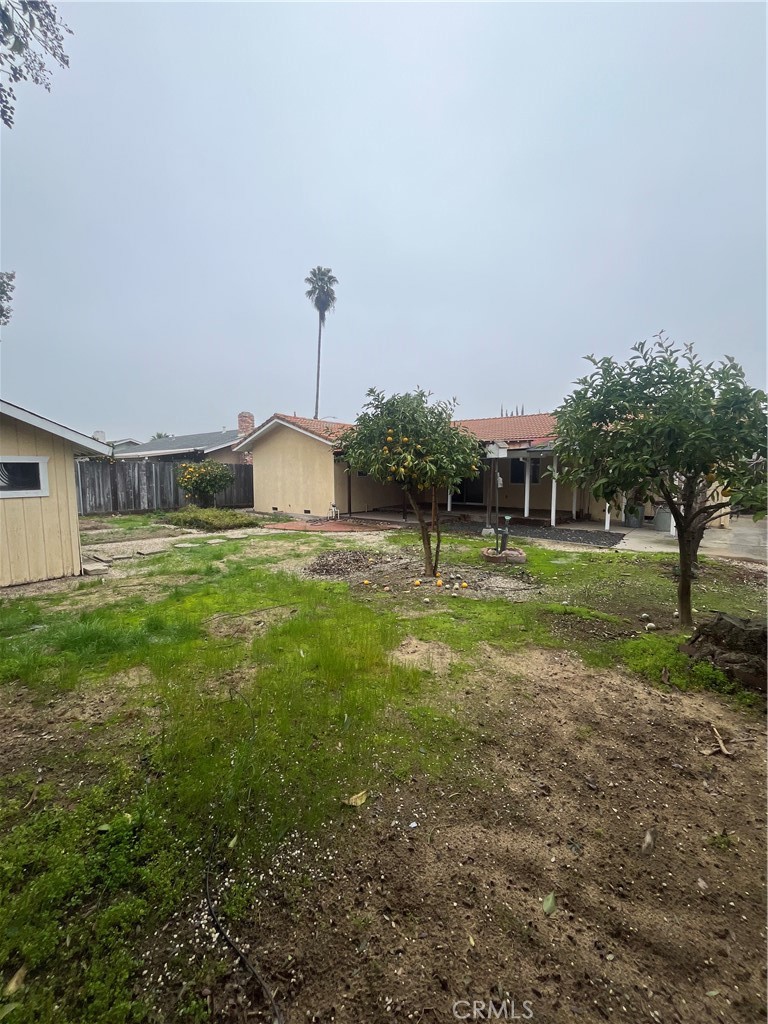 2180 Rochelle Avenue Turlock, CA 95382 - Photo 34 of 36