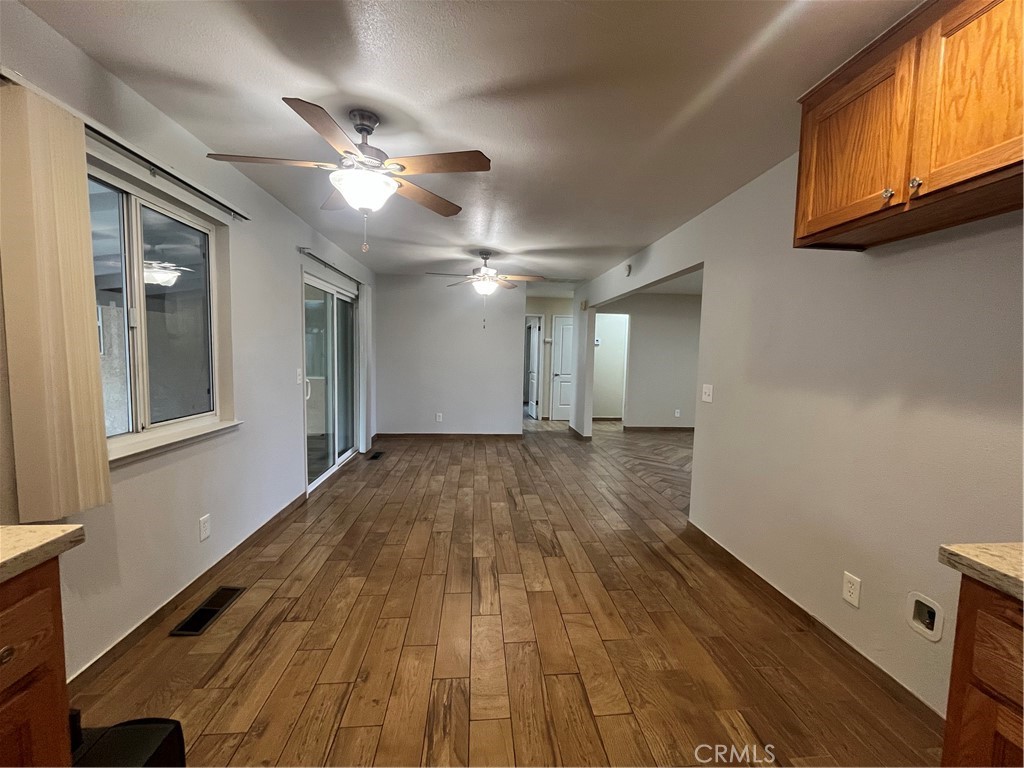 2180 Rochelle Avenue Turlock, CA 95382 - Photo 7 of 36