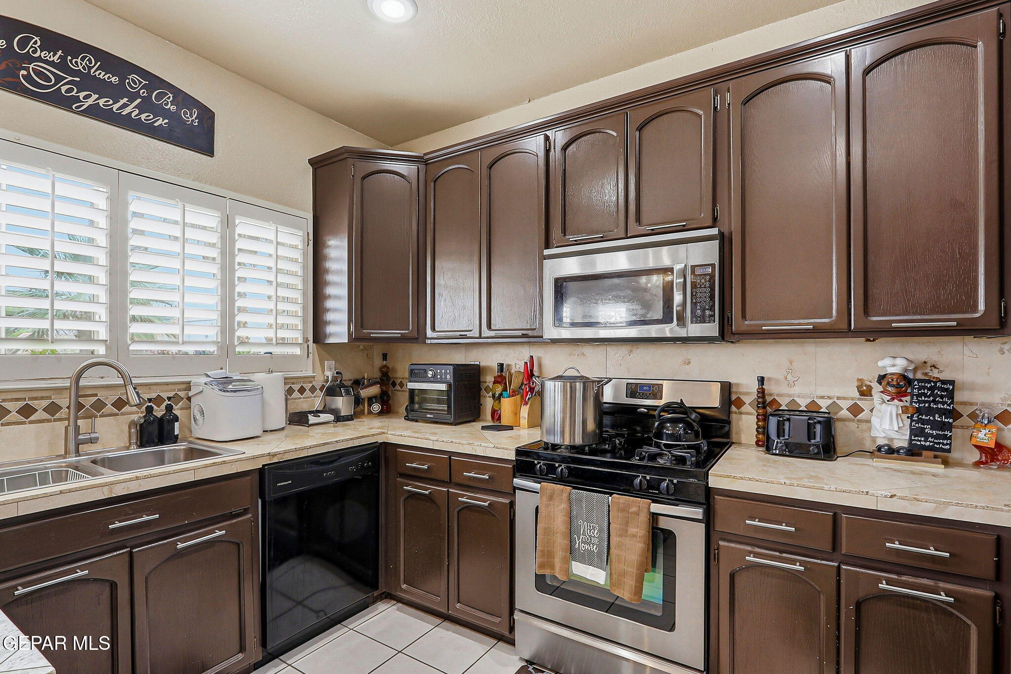 6797 Copper Ridge Drive El Paso, TX 79912 - Photo 17 of 41 16-web-or-mls-IMG_8569