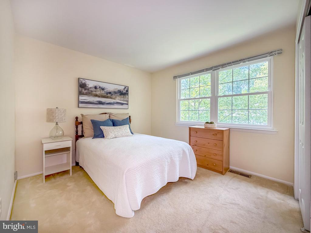 236 Greenview Road Yardley, PA 19067 - Photo 25 of 38 Bedroom 2