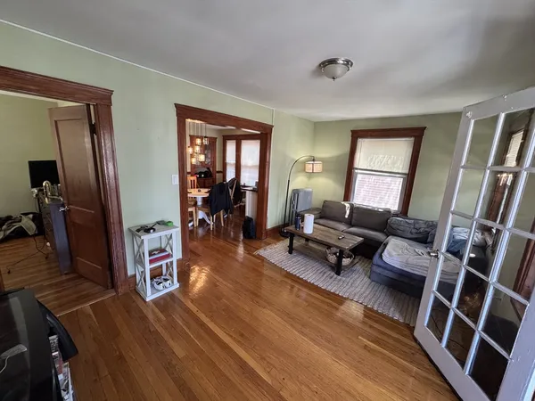 $2,700 | 65 Saxton Street, Unit 2, Boston, MA 02125