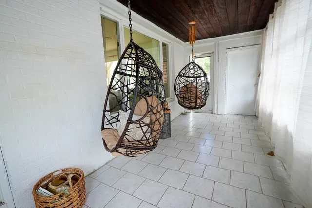 $399,999 | 15 Pine Acre Road, Springfield, MA 01129