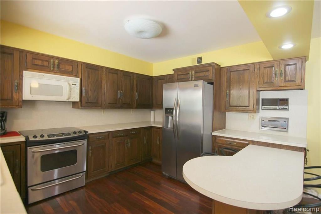 39731 Tyler Road Belleville, MI 48111 - Photo 14 of 29