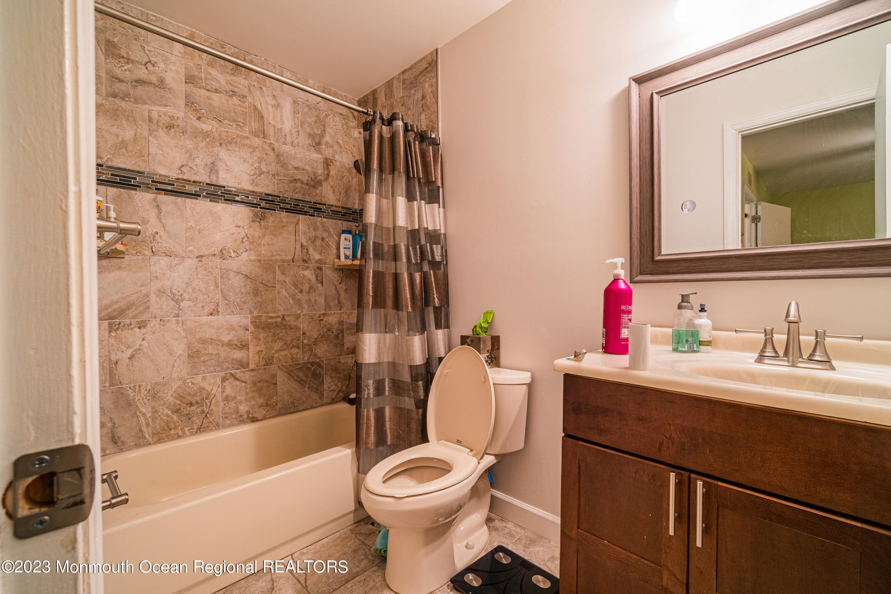 60 County Road, Unit F29 Cliffwood, NJ 07721 - Photo 18 of 26 60 County Rd F29 LRC-27