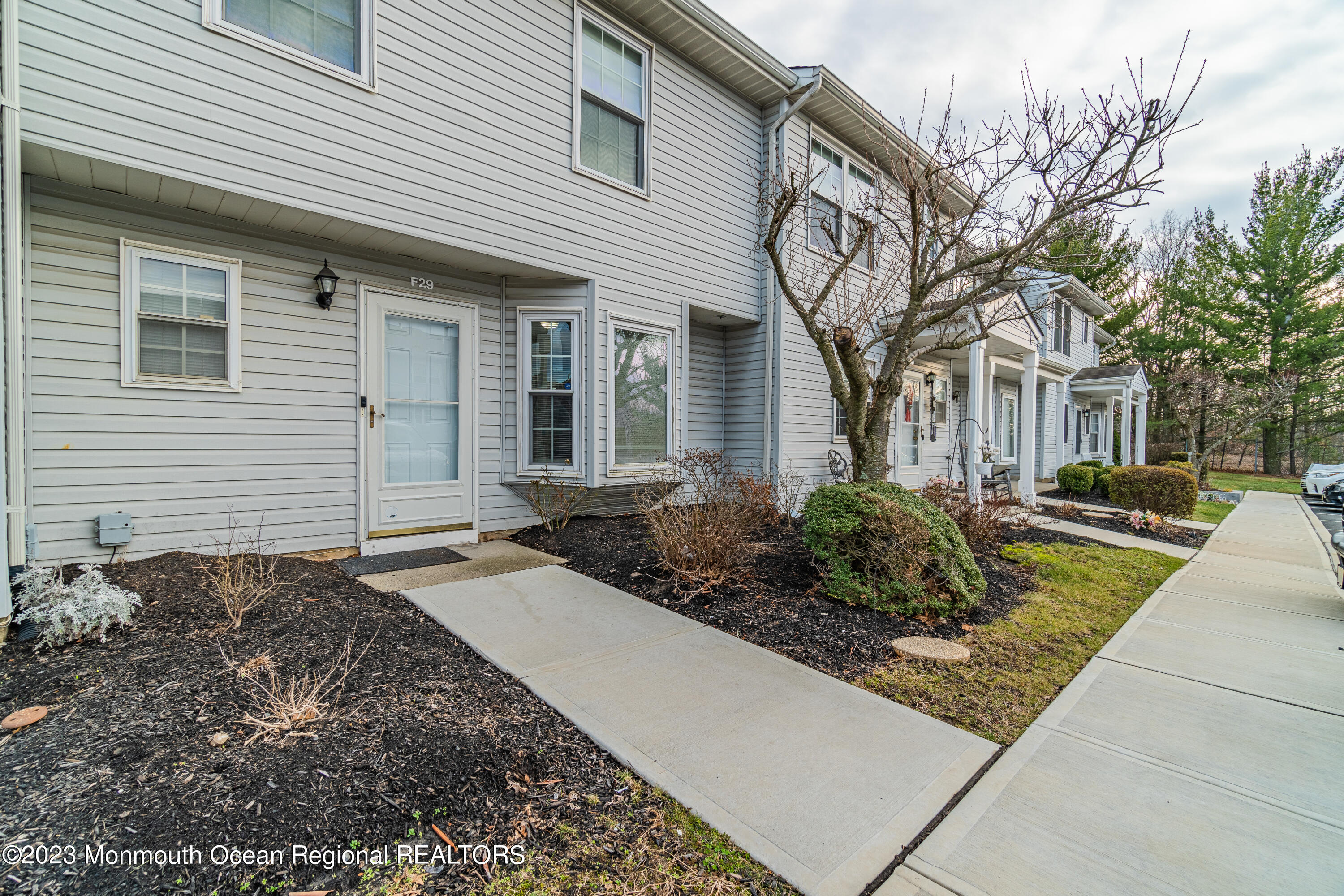 60 County Road, Unit F29 Cliffwood, NJ 07721 - Photo 2 of 26 60 County Rd F29 LRC-22