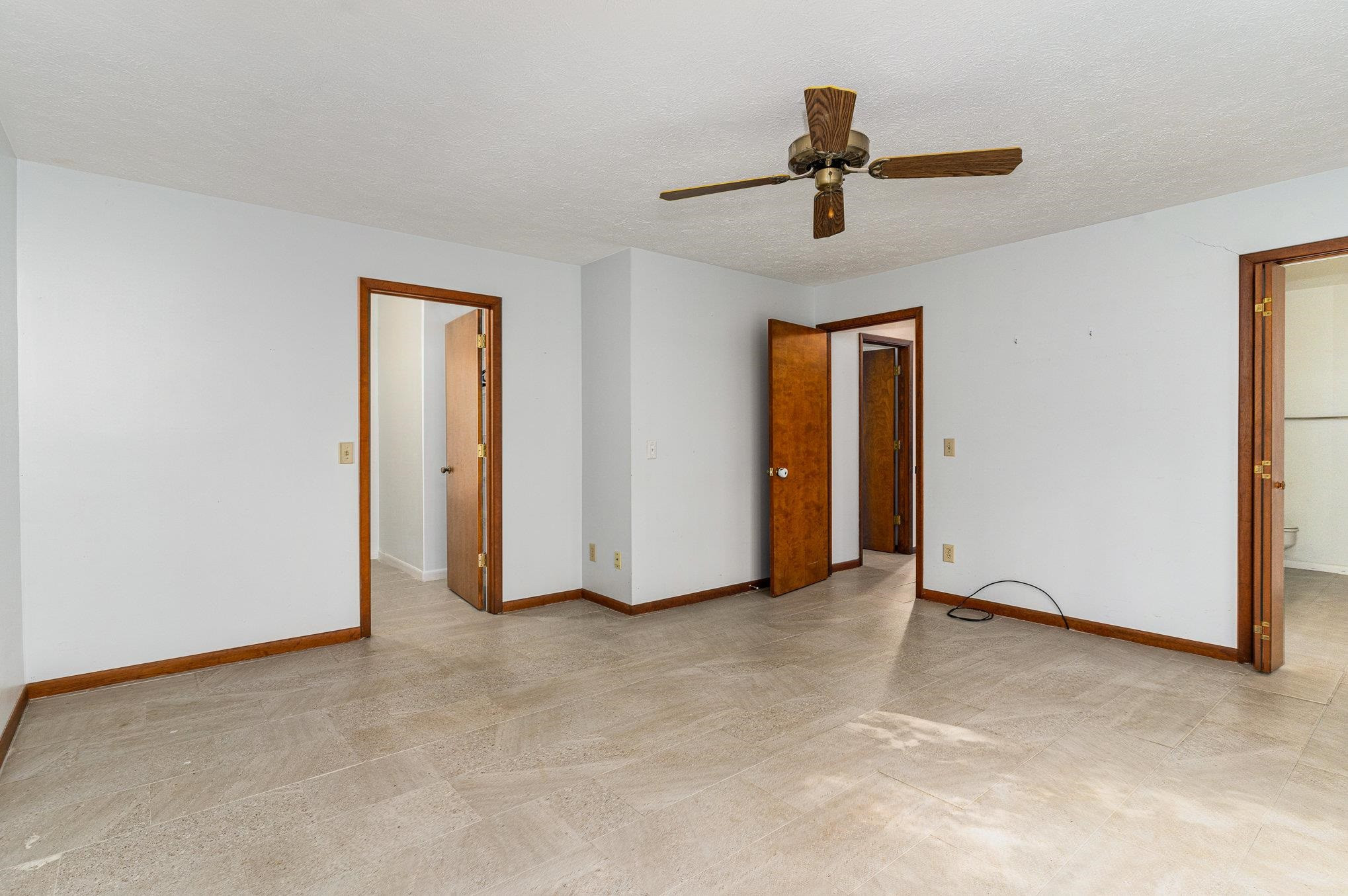 513 Argyll Drive Sanford, NC 27332 - Photo 16 of 31 a view of empty room with ceiling fan