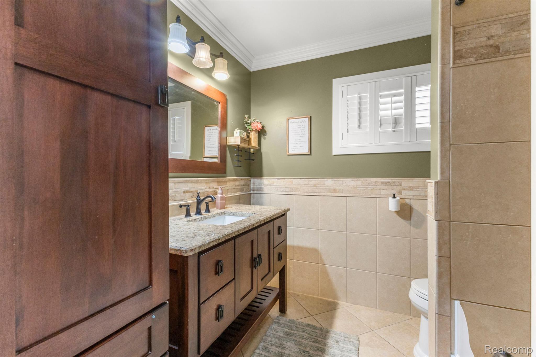 33930 Playview Court Farmington, MI 48331 - Photo 27 of 49 Gallery Image 27