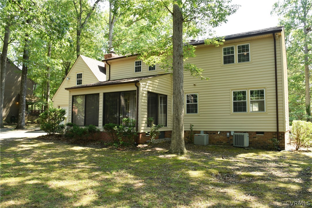 13101 Bluemont Road Chester, VA 23831 - Photo 7 of 50 Nice and shady backyard