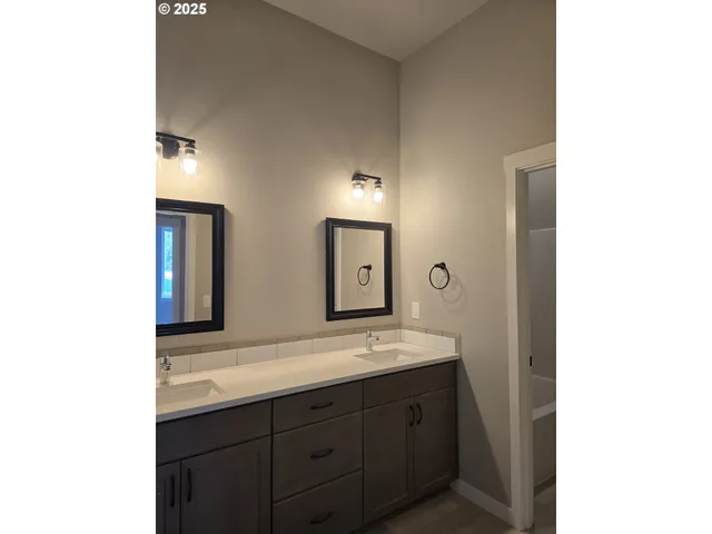 $839,900 | 1100 Northwest 111th Circle, Vancouver, WA 98685