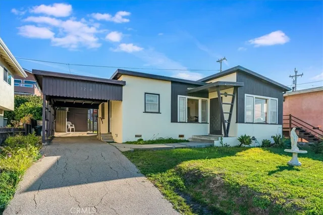 $750,000 | 2270 Ironwood Avenue, Morro Bay, CA 93442