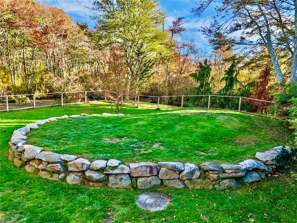 608 Wordens Pond Road South Kingstown, RI 02879 - Photo 30 of 39