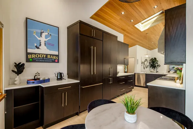 $1,399,000 | 6414 South Helena Street, Spokane, WA 99223