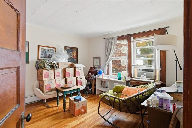 $499,000 | 52-54 Everett Street, Easthampton, MA 01027