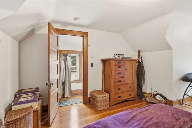 $499,000 | 52-54 Everett Street, Easthampton, MA 01027