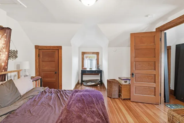 $499,000 | 52-54 Everett Street, Easthampton, MA 01027