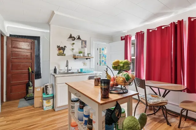 $499,000 | 52-54 Everett Street, Easthampton, MA 01027