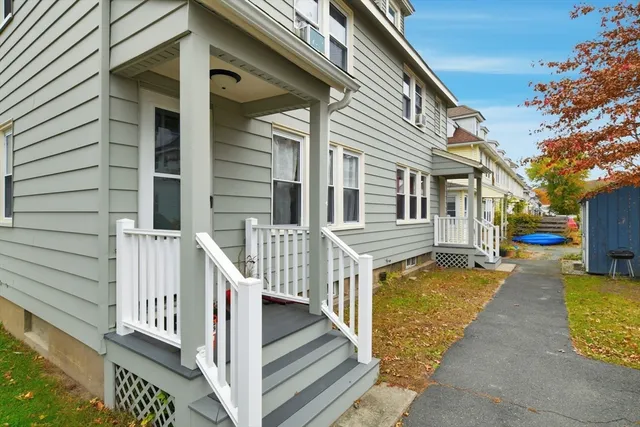 $499,000 | 52-54 Everett Street, Easthampton, MA 01027