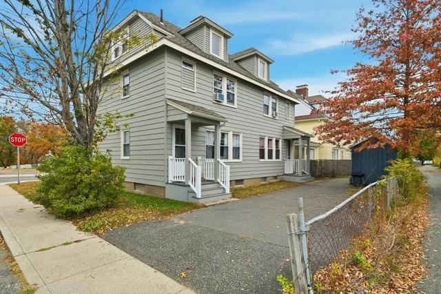 $499,000 | 52-54 Everett Street, Easthampton, MA 01027