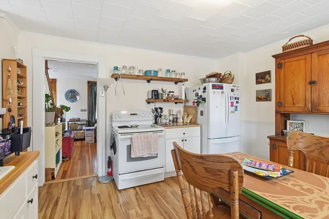 $499,000 | 52-54 Everett Street, Easthampton, MA 01027