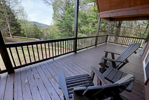 $424,900 | 160 Serenity Pointe Drive, Murphy, NC 28906