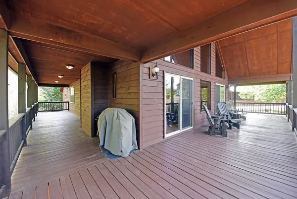 $424,900 | 160 Serenity Pointe Drive, Murphy, NC 28906