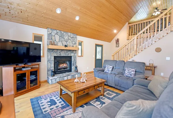 $424,900 | 160 Serenity Pointe Drive, Murphy, NC 28906