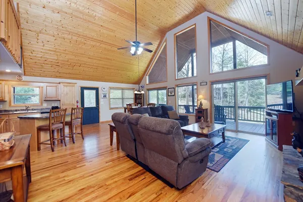 $424,900 | 160 Serenity Pointe Drive, Murphy, NC 28906