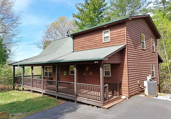 $424,900 | 160 Serenity Pointe Drive, Murphy, NC 28906