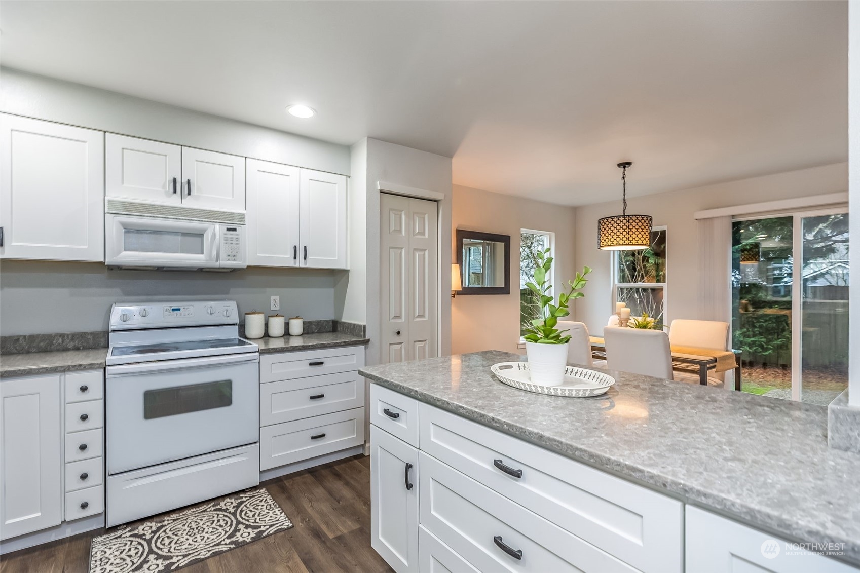 2201 192nd Street Southeast, Unit K1 Bothell, WA 98012 - Photo 2 of 36 Gallery Image 2