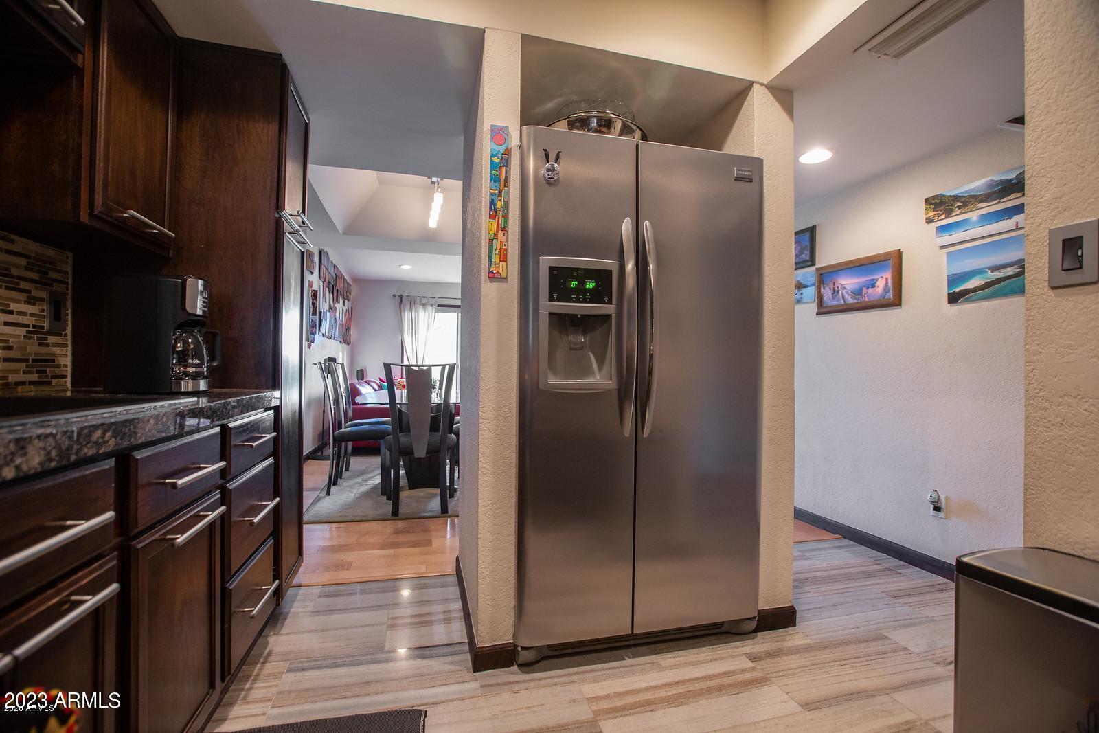 7755 East Thomas Road, Unit 10 Scottsdale, AZ 85251 - Photo 9 of 28 Kitchen