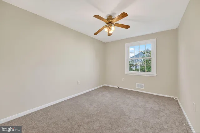 $2,600 | 1532 Potomac Heights Drive, Unit 204, Fort Washington, MD 20744