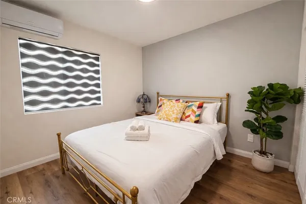 $5,500 | 559 East Juanita Avenue, Glendora, CA 91740