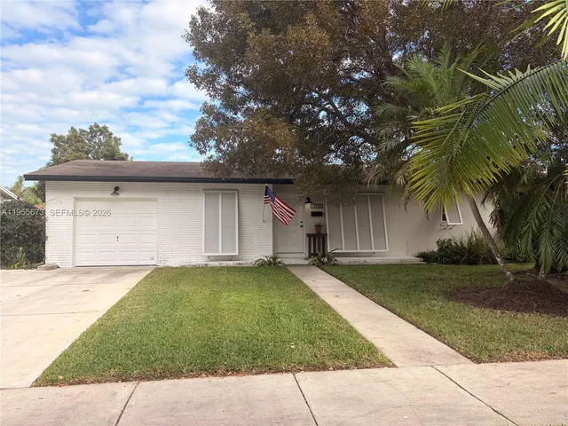 $599,000 | 18225 Southwest 94th Avenue, Palmetto Bay, FL 33157
