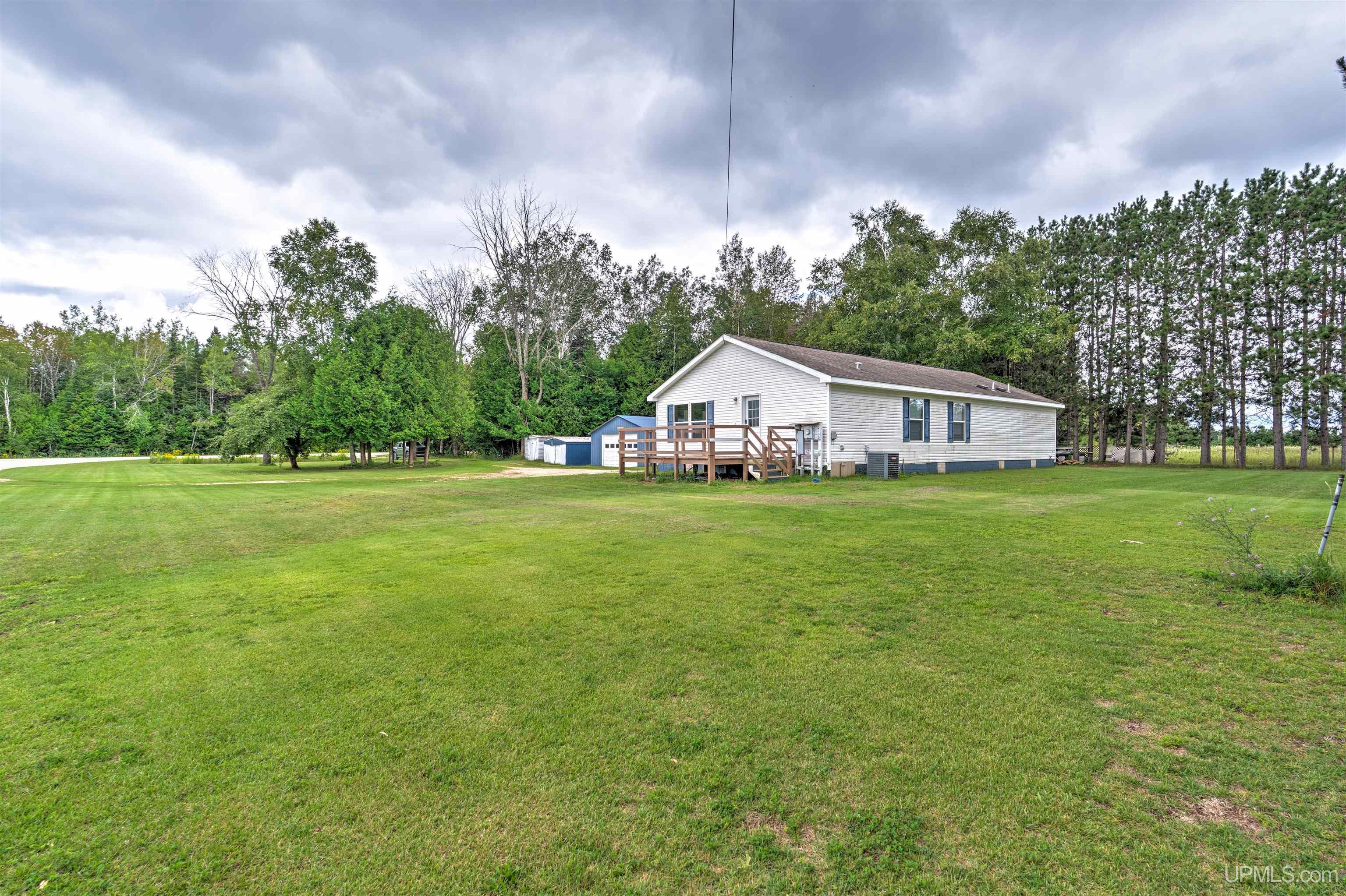 5880 River Road Manistique, MI 49854 - Photo 39 of 48 Gallery Image 39