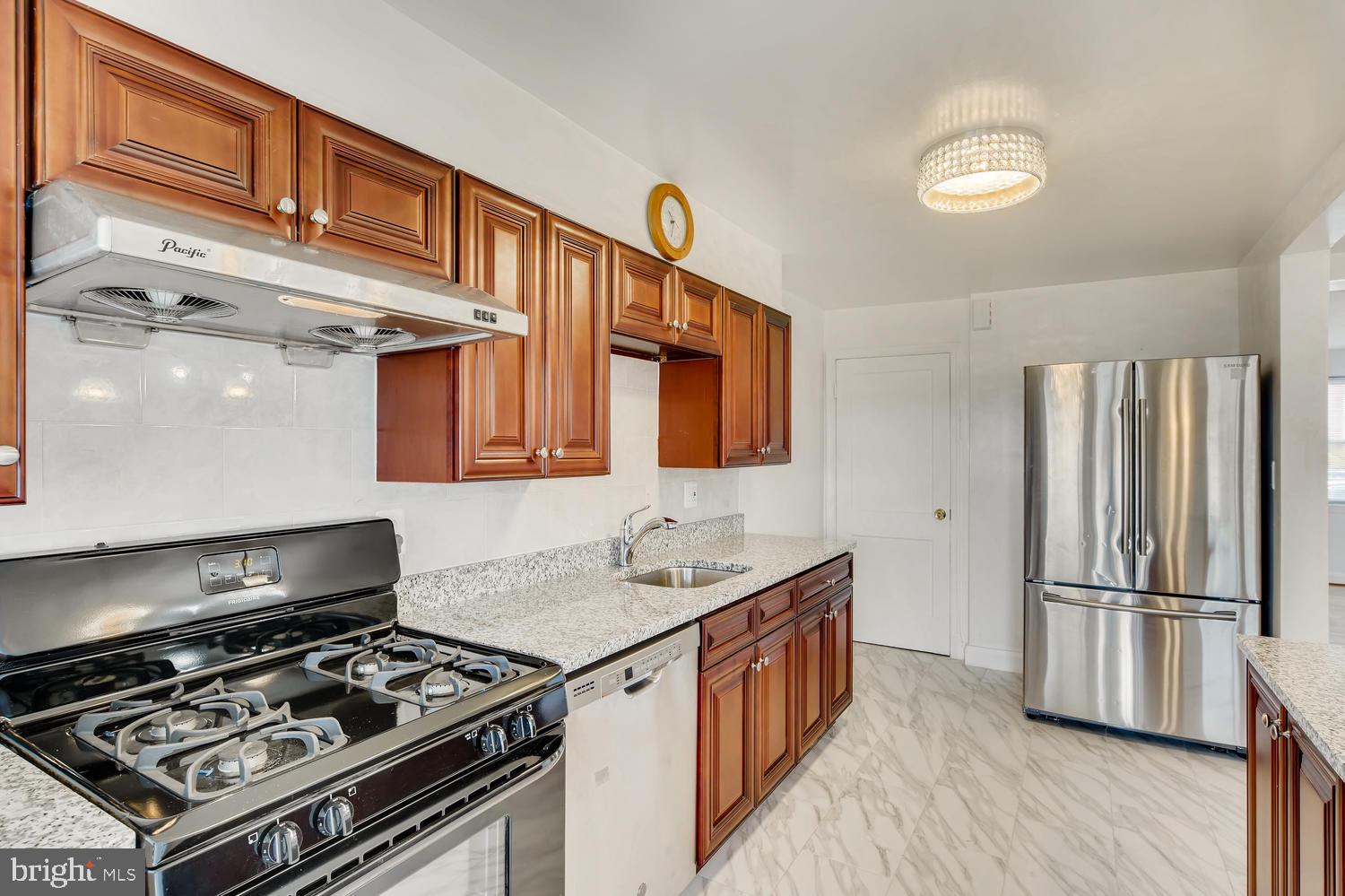 1247 Halstead Road Baltimore, MD 21234 - Photo 8 of 28 Gallery Image 8