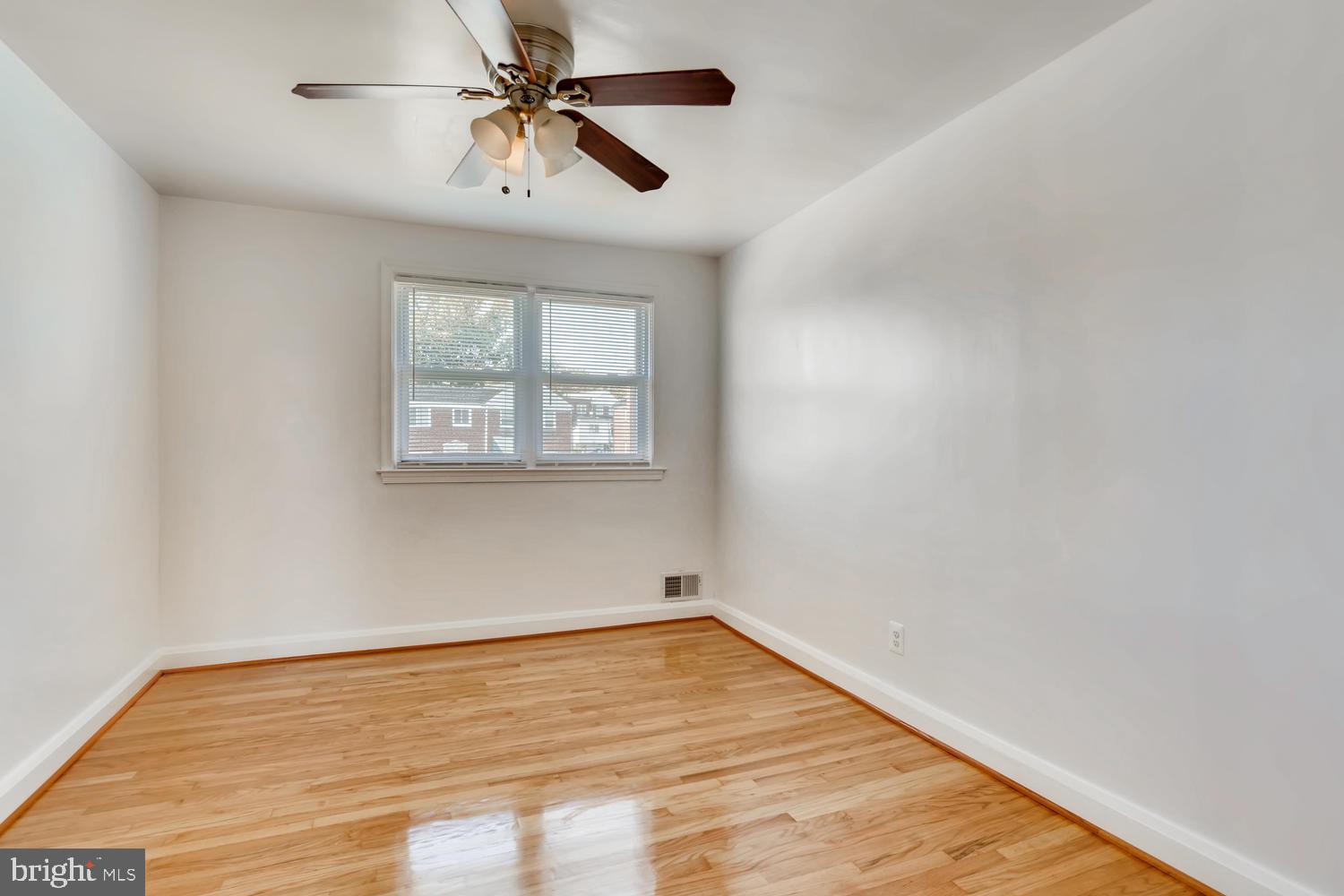 1247 Halstead Road Baltimore, MD 21234 - Photo 9 of 28 Gallery Image 9