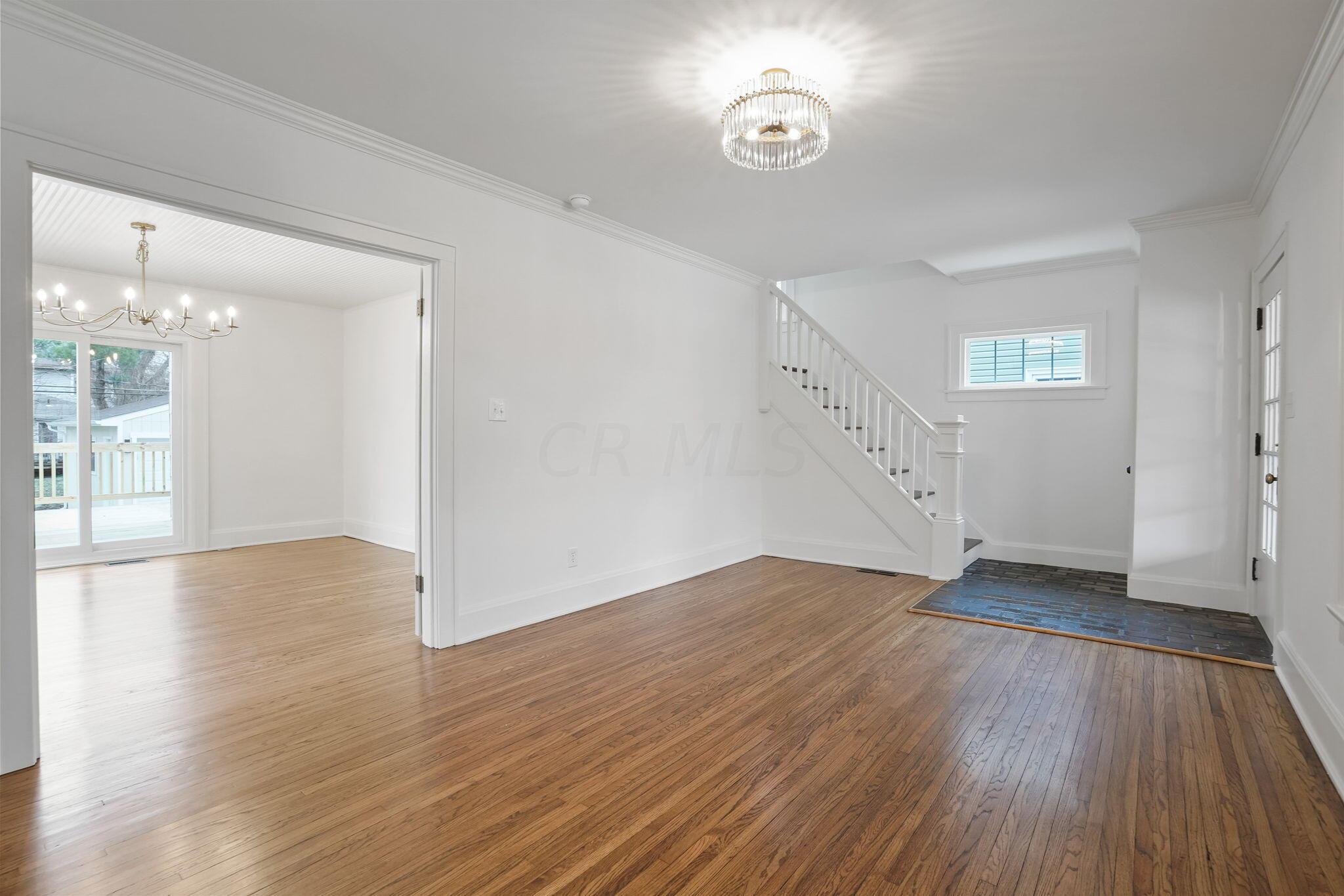 204 Acton Road Columbus, OH 43214 - Photo 8 of 40 14-web-or-mls-DSC04325_1