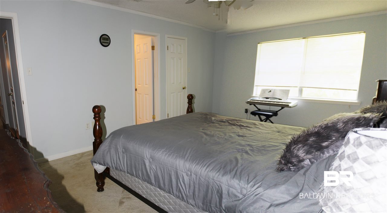 4587 Emerald Drive East Mobile, AL 36619 - Photo 5 of 16 Large master bedroom