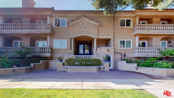 $5,400 | 11440 National Boulevard, Unit 2, Los Angeles, CA 90064