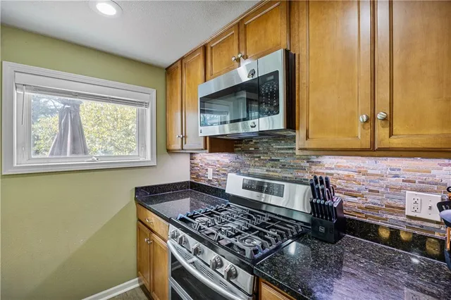 $247,500 | 912 South Margrave Street, Fort Scott, KS 66701