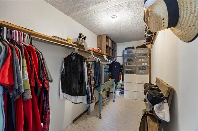 $247,500 | 912 South Margrave Street, Fort Scott, KS 66701