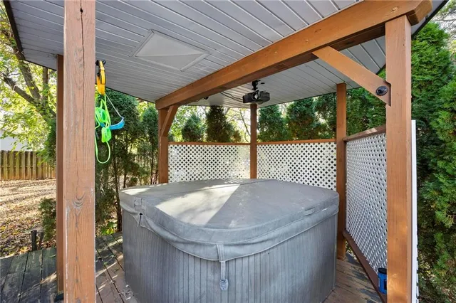 $247,500 | 912 South Margrave Street, Fort Scott, KS 66701