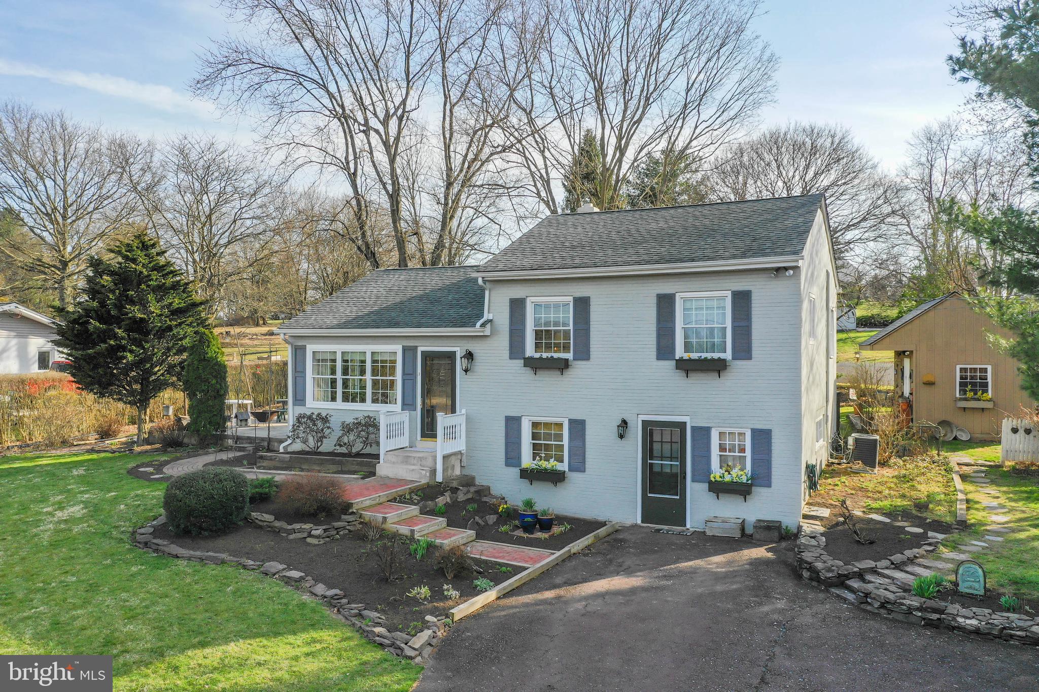 1305 Klinerd Road Pennsburg, PA 18073 - Photo 1 of 29 Gallery Image 1