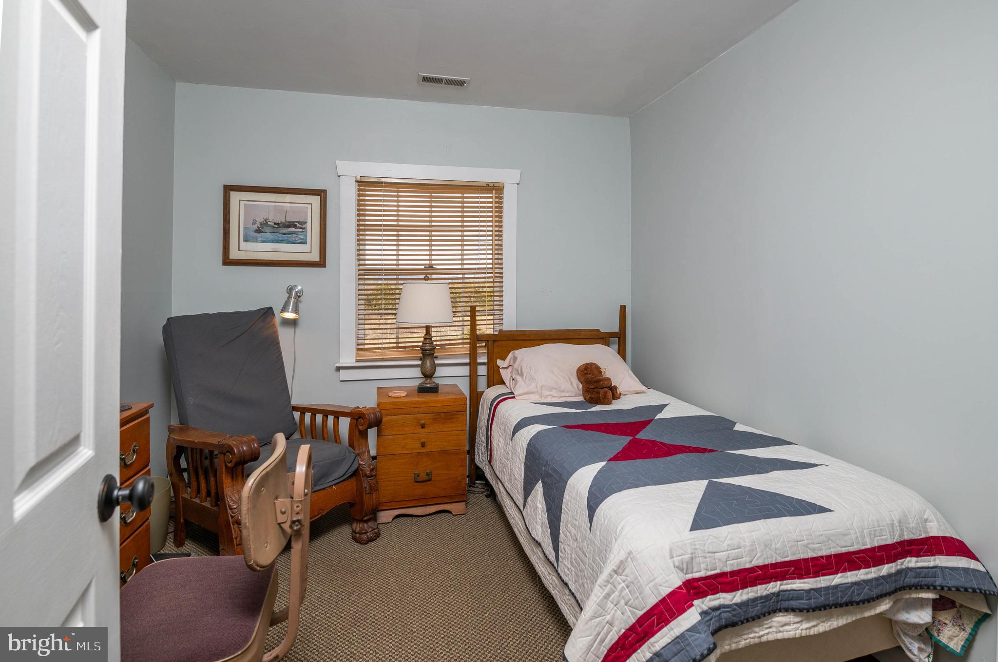 1305 Klinerd Road Pennsburg, PA 18073 - Photo 13 of 29 Bedroom 2
