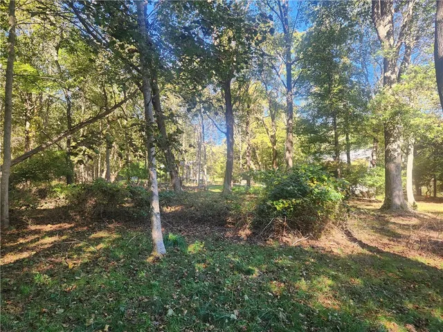 $325,000 | 0 Circuit Avenue, Jamestown, RI 02835