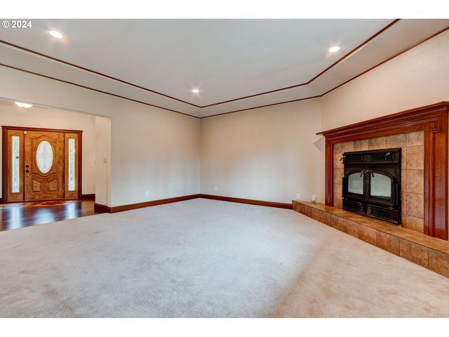 $890,000 | 2835 Old Lewis River Road, Woodland, WA 98674