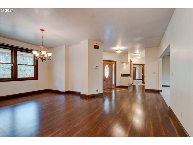 $890,000 | 2835 Old Lewis River Road, Woodland, WA 98674