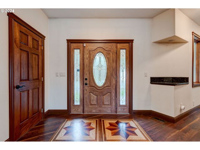 $890,000 | 2835 Old Lewis River Road, Woodland, WA 98674