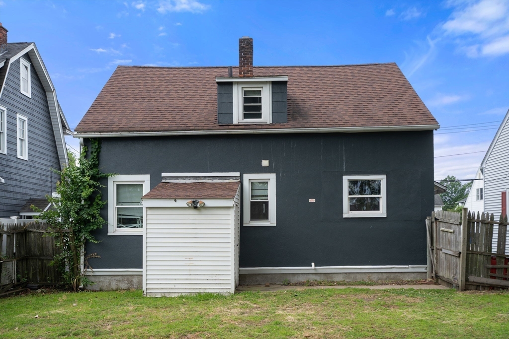 35 Merrimac Avenue Springfield, MA 01104 - Photo 21 of 23