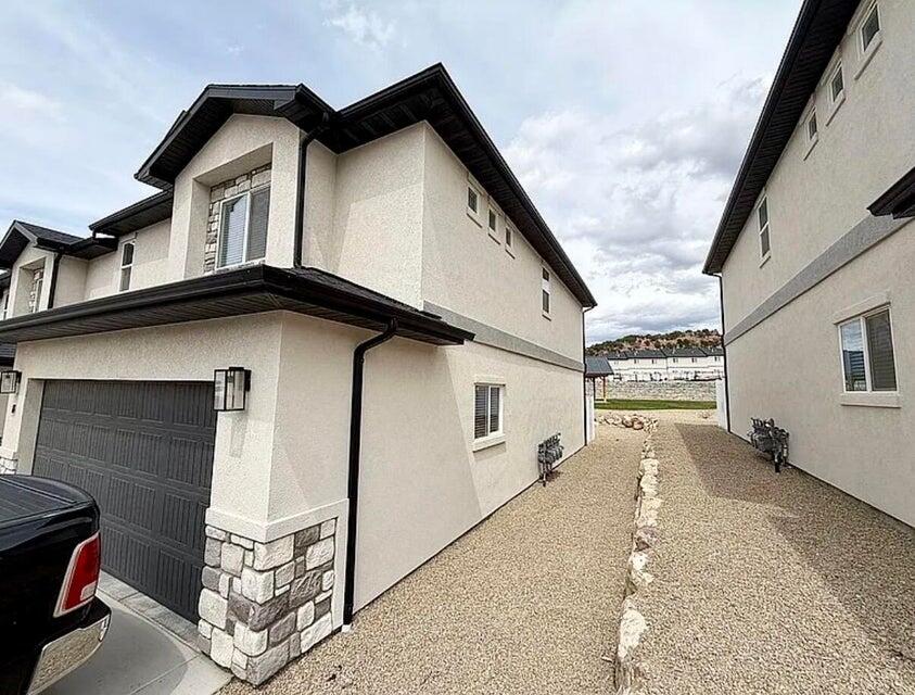 668 East Fiddlers Canyon Road, Unit 8 Cedar City, UT 84721 - Photo 2 of 34 3 20260703212517823450000000-o